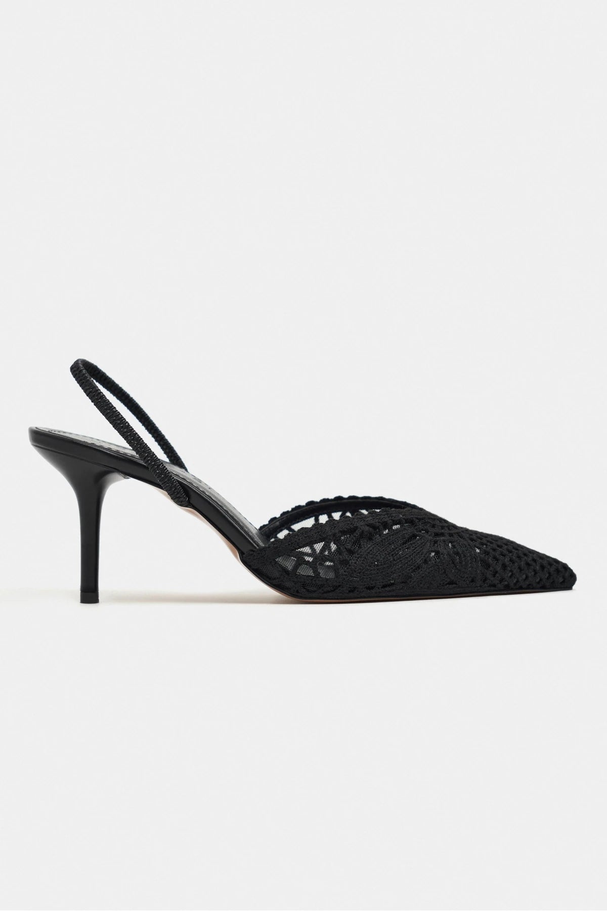 Black knit Mesh-deatail