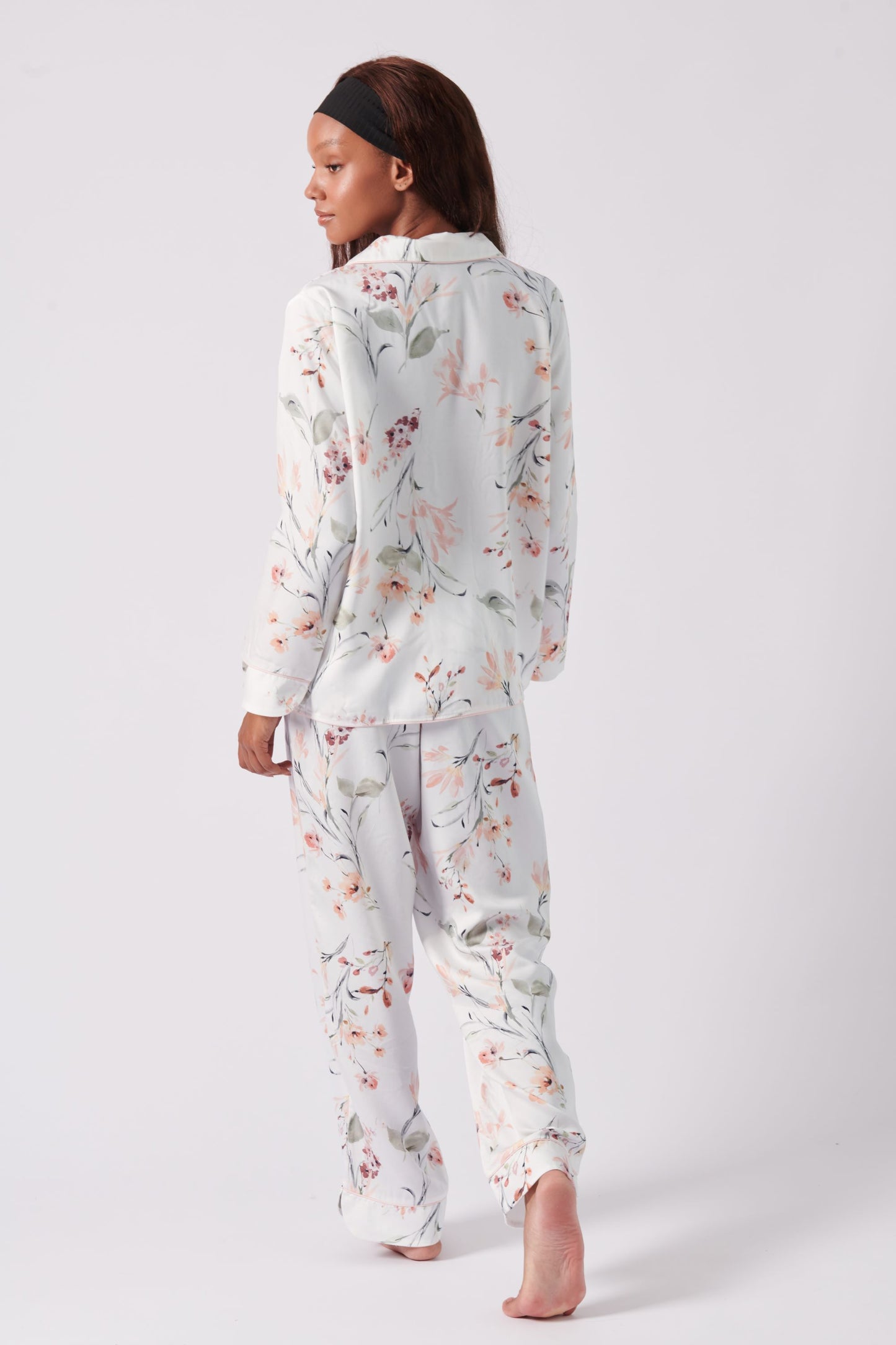 SERENADE Sleepwear